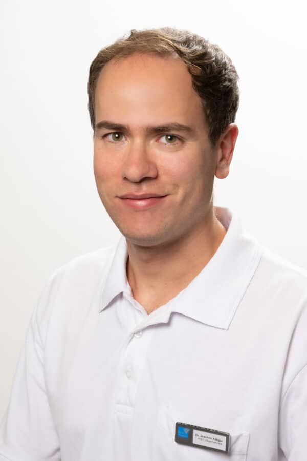 Dr. Joachim Akhgar
